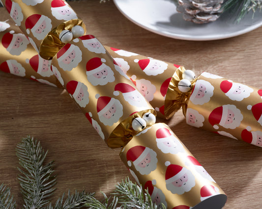 Racing Santa Crackers od Robin Reed